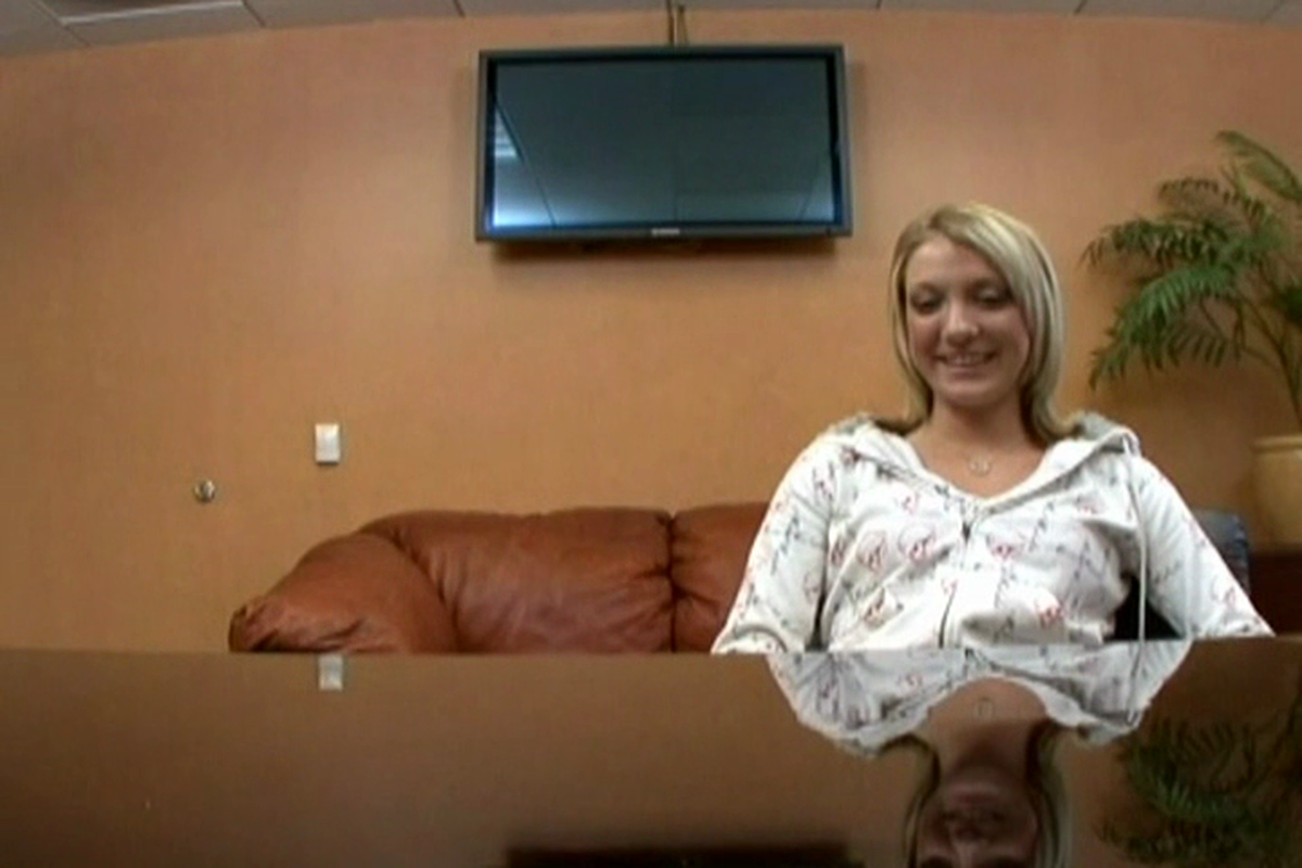 Amy Brooke VirtualFem scene frame 1 of 3
